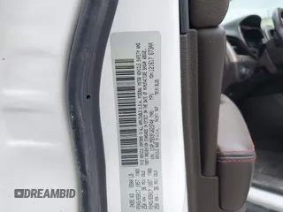 2015 Jeep Cherokee Trailhawk with VIN 1C4PJMBS9FW623740, listed as a IAAI auction lot 42131019 with 155,105 mi miles and . Bid and sale history available at DreamBid. Image 9.