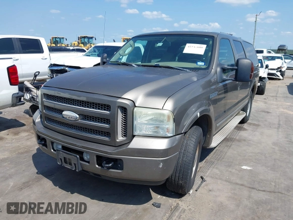 2005 Ford Excursion Limited z VIN 1FMNU42P25ED44334, wystawiony jako IAAI lot #42344600 z przebiegiem 171 512 mil mil oraz . Historia ofert i sprzedaży dostępna na DreamBid. Obrazek 17.