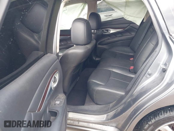 2016 Infiniti Q70 with VIN JN1BY1AR0GM270212, listed as a IAAI auction lot 41889159 with 108,760 mi miles. Bid and sale history available at carsss.com. Image 8.
