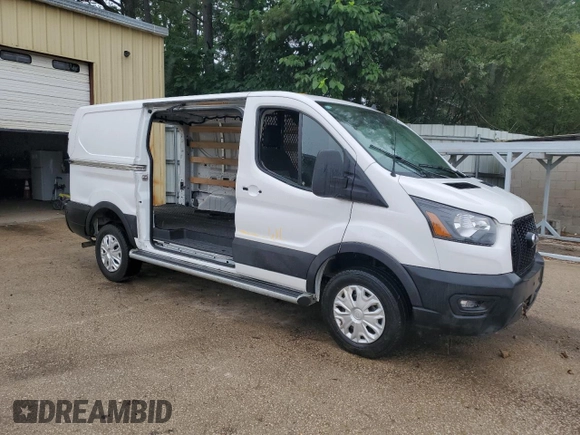 2024 Ford Transit Cargo with VIN 1FTBR1Y88RKA62925, listed as a Copart auction lot 59624425 with 15,657 mi miles and Salvage title. Bid and sale history available at DreamBid. Image 4.