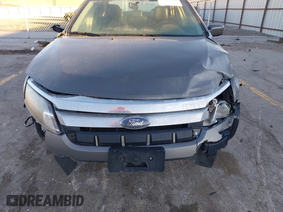 2010 Ford Fusion SEL with VIN 3FAHP0JA5AR260939, listed as a IAAI auction lot 41417420 with 178,295 mi miles. Bid and sale history available at carsss.com. Image 6.