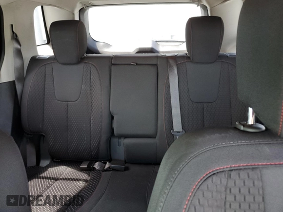 2015 GMC Terrain SLE z VIN 2GKALMEK6F6307710, wystawiony jako Copart lot #59543495 z przebiegiem 101 000 mil mil oraz Czysty tytuł • Clean title. Historia ofert i sprzedaży dostępna na DreamBid. Obrazek 10.