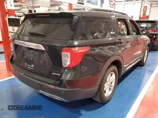 2023 Ford Explorer XLT z VIN 1FMSK8DH8PGB75417, wystawiony jako IAAI lot #42360471 z przebiegiem 113 779 mil mil oraz . Historia ofert i sprzedaży dostępna na DreamBid. Obrazek 1.