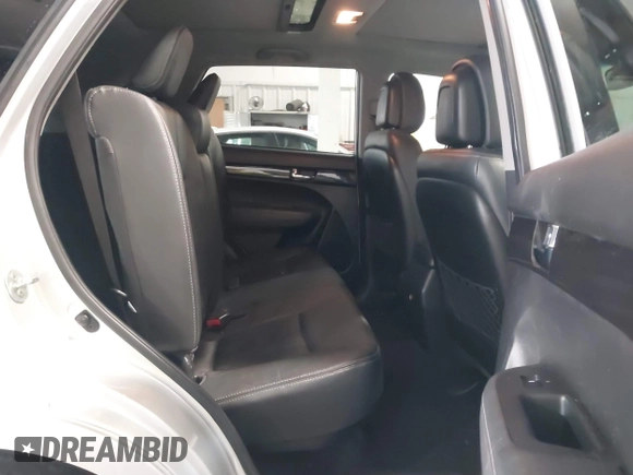 2013 Kia Sorento SX with VIN 5XYKWDA23DG375072, listed as a IAAI auction lot 41259538 with 147,871 mi miles. Bid and sale history available at carsss.com. Image 8.