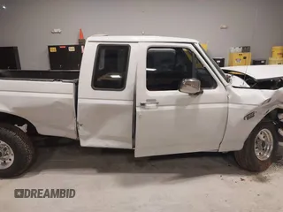 1992 Ford F-150 with VIN 1FTEX15H1NKB55335, listed as a IAAI auction lot 41297914 with 1 mi miles. Bid and sale history available at carsss.com. Image 13.