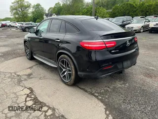 2019 Mercedes-Benz GLE 43 AMG z VIN 4JGED6EB9KA135798, wystawiony jako Copart lot #56642805 z przebiegiem 122 704 mil mil oraz Tytuł czysty. Historia ofert i sprzedaży dostępna na DreamBid. Obrazek 2.