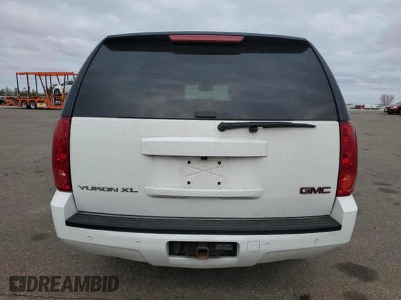 2014 GMC Yukon XL SLT with VIN 1GKS2KE74ER103417, listed as a Copart auction lot 53877545 with 188,084 mi miles and Salvage Title. Bid and sale history available at carsss.com. Image 6.