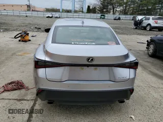 2021 Lexus IS 300 z VIN JTHCA1D26M5117150, wystawiony jako Copart lot #52930965 z przebiegiem 16 858 mil mil oraz Szkody całkowita. Historia ofert i sprzedaży dostępna na DreamBid. Obrazek 6.