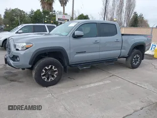 2021 Toyota Tacoma 4WD SR5 with VIN 3TMDZ5BN8MM114229, listed as a IAAI auction lot 41583843 with 46,927 mi miles. Bid and sale history available at carsss.com. Image 18.