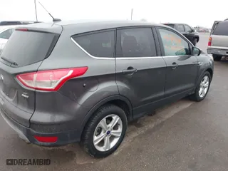 2016 Ford Escape SE with VIN 1FMCU9GX6GUB72427, listed as a IAAI auction lot 41701435 with 105,638 mi miles. Bid and sale history available at carsss.com. Image 4.
