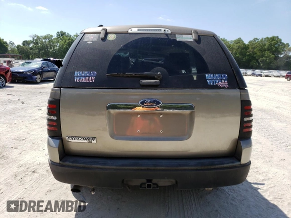 2006 Ford Explorer XLT z VIN 1FMEU63E36UB58656, wystawiony jako Copart lot #46475403 z przebiegiem 171 415 mil mil oraz Nie do naprawy • Non repairable. Historia ofert i sprzedaży dostępna na DreamBid. Obrazek 6.