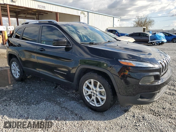 2018 Jeep Cherokee Latitude Plus with VIN 1C4PJLLX3JD534240, listed as a Copart auction lot 44310025 with 121,951 mi miles and Salvage Title. Bid and sale history available at carsss.com. Image 4.