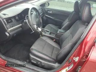 2017 Toyota Camry XLE z VIN 4T1BF1FK3HU759117, wystawiony jako Copart lot #55695805 z przebiegiem 43 144 mil mil oraz Szkoda całkowita • Salvage title. Historia ofert i sprzedaży dostępna na DreamBid. Obrazek 7.