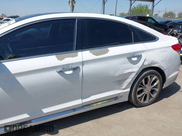 2015 Hyundai Sonata Sport with VIN 5NPE34ABXFH195251, listed as a IAAI auction lot 42002496 with 142,381 mi miles and . Bid and sale history available at carsss.com. Image 6.