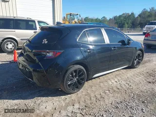 2022 Toyota Corolla Hatchback SE with VIN JTND4MBE7N3159914, listed as a IAAI auction lot 40933687 with 40,585 mi miles. Bid and sale history available at carsss.com. Image 4.
