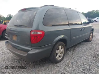 2006 Dodge Grand Caravan SXT z VIN 2D4GP44L76R804478, wystawiony jako IAAI lot #42228322 z przebiegiem 254 635 mil mil oraz . Historia ofert i sprzedaży dostępna na DreamBid. Obrazek 4.