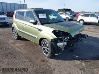 2012 Kia Soul + with VIN KNDJT2A63C7436086, listed as a IAAI auction lot 41299947 with 118,217 mi miles. Bid and sale history available at carsss.com. Image 1.