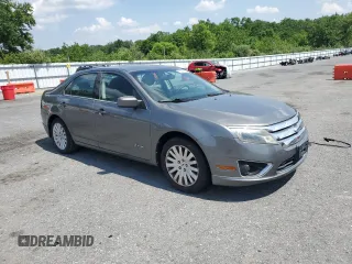 2010 Ford Fusion Hybrid with VIN 3FADP0L38AR181472, listed as a Copart auction lot 62388635 with 108,821 mi miles and Clean title. Bid and sale history available at DreamBid. Image 4.