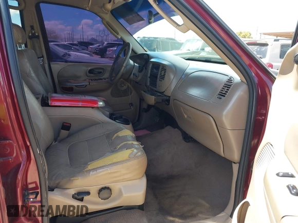 2003 Ford F-150 XLT with VIN 1FTRW07693KC11903, listed as a IAAI auction lot 41993455 with 301,023 mi miles. Bid and sale history available at carsss.com. Image 5.