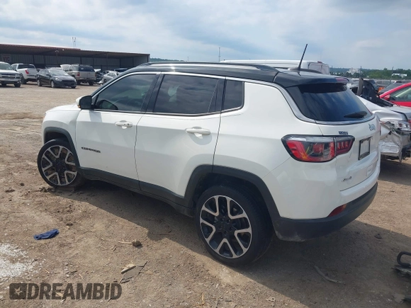 2018 Jeep Compass Limited with VIN 3C4NJDCBXJT298469, listed as a IAAI auction lot 42393665 with 61,589 mi miles and . Bid and sale history available at DreamBid. Image 3.