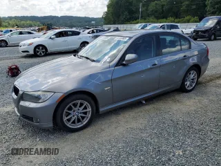 2010 BMW 3 Series 328i xDrive с VIN WBAPK5C56AA647752, выставлен на аукционе Copart как лот 64165885 с пробегом 97 797 миль миль и Списание • Salvage title. История ставок и продаж доступна на DreamBid. Изображение 1.