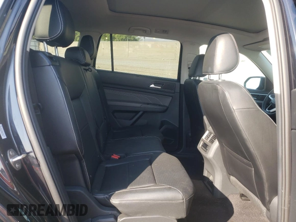 2021 Volkswagen Atlas SE with VIN 1V2JP2CA1MC585383, listed as a Copart auction lot 62145184 with 43,840 mi miles and Salvage title. Bid and sale history available at DreamBid. Image 10.