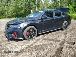 2022 Volkswagen Jetta GLI Autobahn z VIN 3VW2T7BU9NM001125, wystawiony jako Copart lot #63328954 z przebiegiem 86 703 mil mil oraz Szkoda całkowita • Salvage title. Historia ofert i sprzedaży dostępna na DreamBid. Obrazek 1.