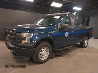 2017 Ford F-150 XL z VIN 1FTMF1E83HKD76762, wystawiony jako IAAI lot #41445214 z przebiegiem 35 101 mil mil oraz . Historia ofert i sprzedaży dostępna na DreamBid. Obrazek 2.