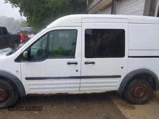 2013 Ford Transit Connect XL with VIN NM0LS6AN2DT135356, listed as a IAAI auction lot 42530258 with 5 mi miles and . Bid and sale history available at DreamBid. Image 14.