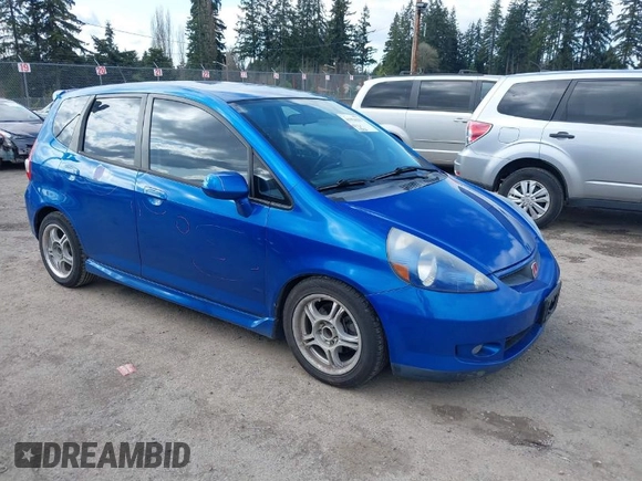 2007 Honda Fit Sport with VIN JHMGD38647S056047, listed as a IAAI auction lot 41956635 with 163,920 mi miles. Bid and sale history available at carsss.com. Image 1.