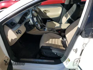 2013 Volkswagen CC R-Line with VIN WVWBP7AN9DE571843, listed as a Copart auction lot 51251964 with 86,267 mi miles and Salvage Title. Bid and sale history available at carsss.com. Image 7.