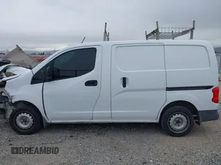 2017 Nissan NV200 S z VIN 3N6CM0KN3HK697546, wystawiony jako IAAI lot #41560058 z przebiegiem 406 357 mil mil oraz . Historia ofert i sprzedaży dostępna na DreamBid. Obrazek 15.
