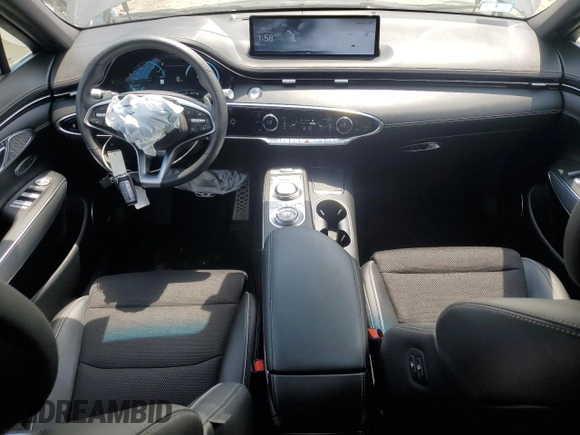 2024 Genesis GV70 2.5T with VIN 5NMMADTB1RH005871, listed as a Copart auction lot 60671675 with 15,786 mi miles and Salvage title. Bid and sale history available at DreamBid. Image 8.