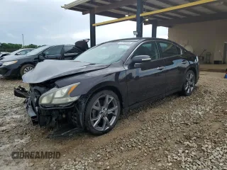 2014 Nissan Maxima S with VIN 1N4AA5AP4EC474099, listed as a Copart auction lot 61200885 with 94,977 mi miles and Salvage title. Bid and sale history available at DreamBid. Image 1.