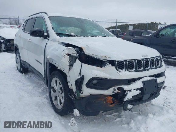 2024 Jeep Compass Latitude with VIN 3C4NJDBN5RT109413, listed as a IAAI auction lot 41330422 with Not Provided miles and . Bid and sale history available at DreamBid. Image 6.