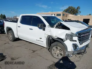 2020 GMC Sierra 1500 SLT z VIN 3GTU9DET1LG369161, wystawiony jako IAAI lot #41318080 z przebiegiem 83 144 mil mil oraz . Historia ofert i sprzedaży dostępna na DreamBid. Obrazek 1.