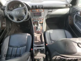 2005 Mercedes-Benz C 320 with VIN WDBRF84J45F570111, listed as a Copart auction lot 50426905 with 146,051 mi miles and Salvage title. Bid and sale history available at DreamBid. Image 8.