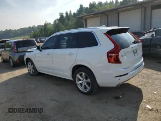 2021 Volvo XC90 Momentum z VIN YV4102CK3M1702436, wystawiony jako Copart lot #66855793 z przebiegiem 41 700 mil mil oraz . Historia ofert i sprzedaży dostępna na DreamBid. Obrazek 2.
