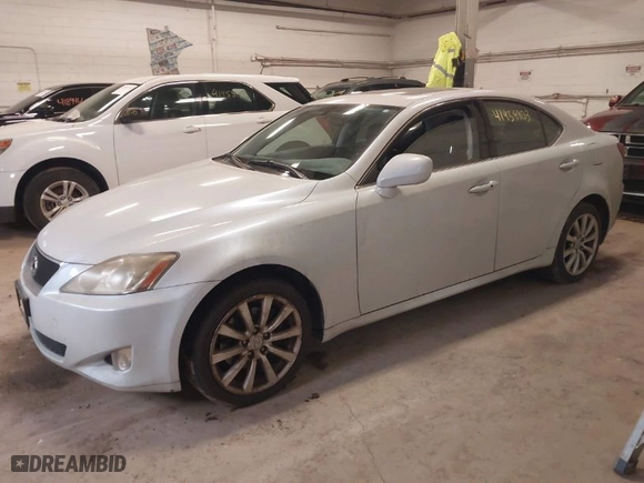 2008 Lexus IS 250 with VIN JTHCK262282025864, listed as a IAAI auction lot 41959903 with 160,075 mi miles. Bid and sale history available at carsss.com. Image 2.