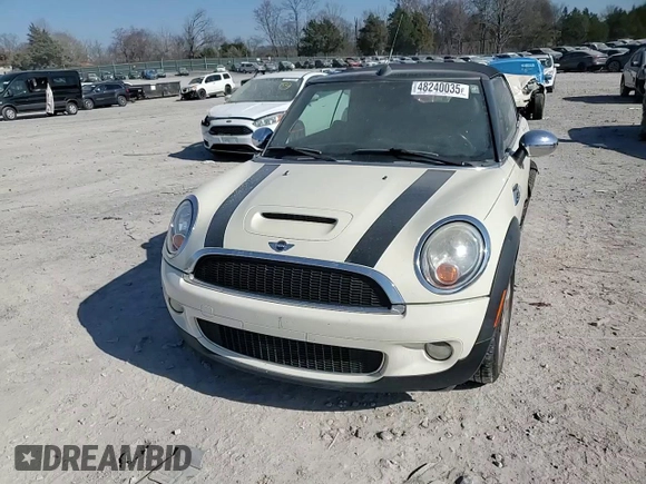 2010 MINI Convertible S z VIN WMWMS3C58ATY50783, wystawiony jako Copart lot #48240035 z przebiegiem 70 110 mil mil oraz Czysty tytuł • Clean title. Historia ofert i sprzedaży dostępna na DreamBid. Obrazek 10.