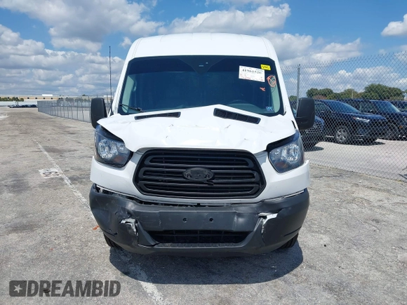 2019 Ford Transit with VIN 1FTBW2CM0KKB59593, listed as a IAAI auction lot 41961520 with 136,094 mi miles and . Bid and sale history available at carsss.com. Image 12.
