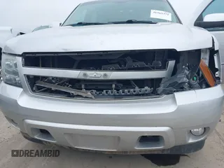 2013 Chevrolet Suburban LTZ with VIN 1GNSCKE02DR369777, listed as a IAAI auction lot 41565371 with 205,768 mi miles and . Bid and sale history available at DreamBid. Image 6.