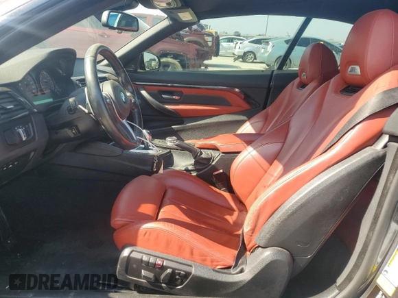 2015 BMW M4 z VIN WBS3U9C58FP967218, wystawiony jako Copart lot #49249725 z przebiegiem 152 320 mil mil oraz Tytuł czysty. Historia ofert i sprzedaży dostępna na DreamBid. Obrazek 7.