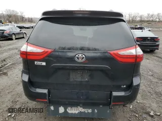 2017 Toyota Sienna LE Auto Access Seat с VIN 5TDKZ3DC5HS839932, выставлен на аукционе Copart как лот 53043735 с пробегом 240 630 миль миль и Чистый • Clean title. История ставок и продаж доступна на DreamBid. Изображение 6.