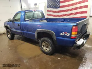 2004 GMC Sierra 2500HD Classic Work Truck with VIN 1GTHK24U54E145422, listed as a Copart auction lot 84060864 with 79,971 mi miles and Salvage Title. Bid and sale history available at carsss.com. Image 2.