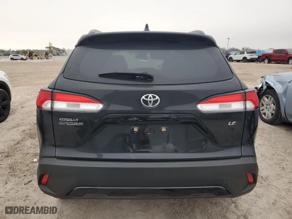 2022 Toyota Corolla Cross LE with VIN 7MUCAAAG4NV015932, listed as a Copart auction lot 89394245 with NaN miles and Non Repairable. Bid and sale history available at carsss.com. Image 6.