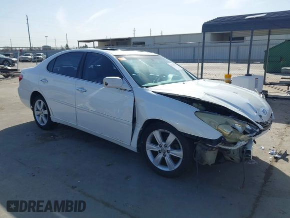 2005 Lexus ES 330 with VIN JTHBA30GX55078475, listed as a IAAI auction lot 41742679 with 212,405 mi miles. Bid and sale history available at carsss.com. Image 1.