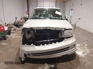 2006 Lincoln Navigator Luxury with VIN 5LMFU27536LJ20869, listed as a IAAI auction lot 41305859 with 166,845 mi miles. Bid and sale history available at carsss.com. Image 12.