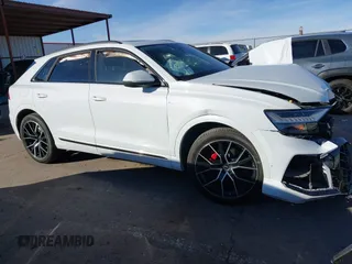 2021 Audi Q8 Premium Plus z VIN WA1EVAF12MD032227, wystawiony jako IAAI lot #41193948 z przebiegiem Nie podano mil oraz . Historia ofert i sprzedaży dostępna na DreamBid. Obrazek 14.