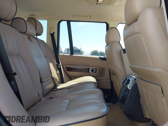 2008 Land Rover Range Rover HSE with VIN SALMF15418A284352, listed as a IAAI auction lot 42507443 with 74,145 mi miles and . Bid and sale history available at DreamBid. Image 8.